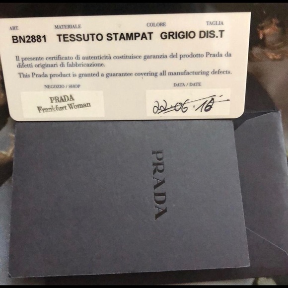 Limited edition Prada bag - Picture 3 of 5